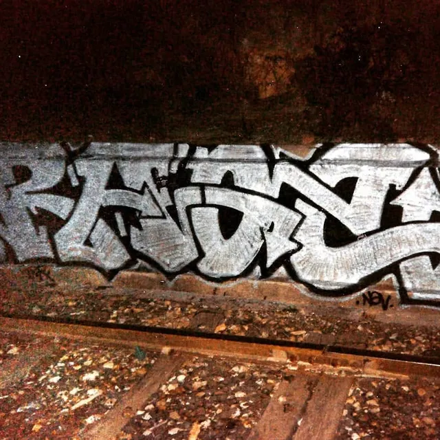 2005- Rage - Graffs · Ligne Aix-Marseille