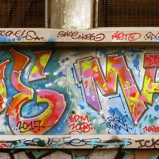 + vrai que mature - Graffs · Marseille - 03 · 2017