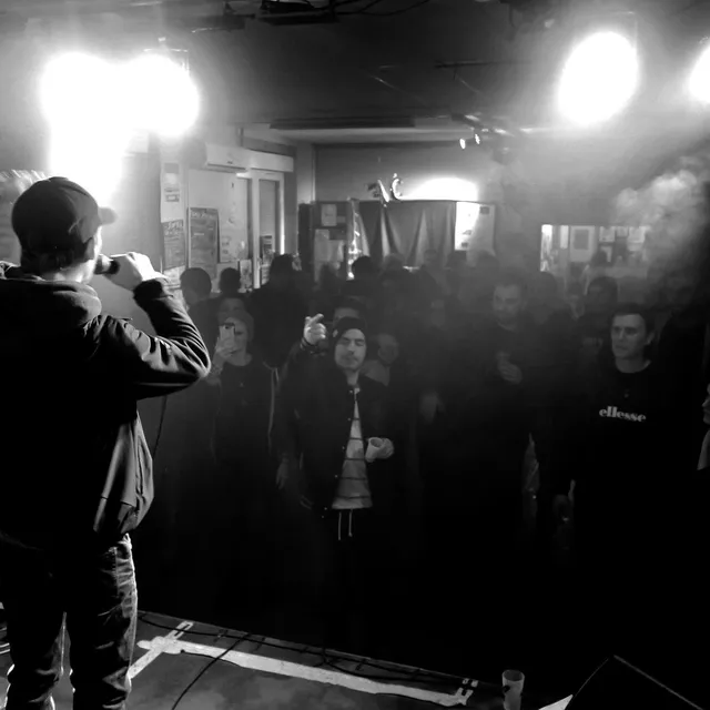 Le pote de Grenoble en mode Open mic - Les fréros